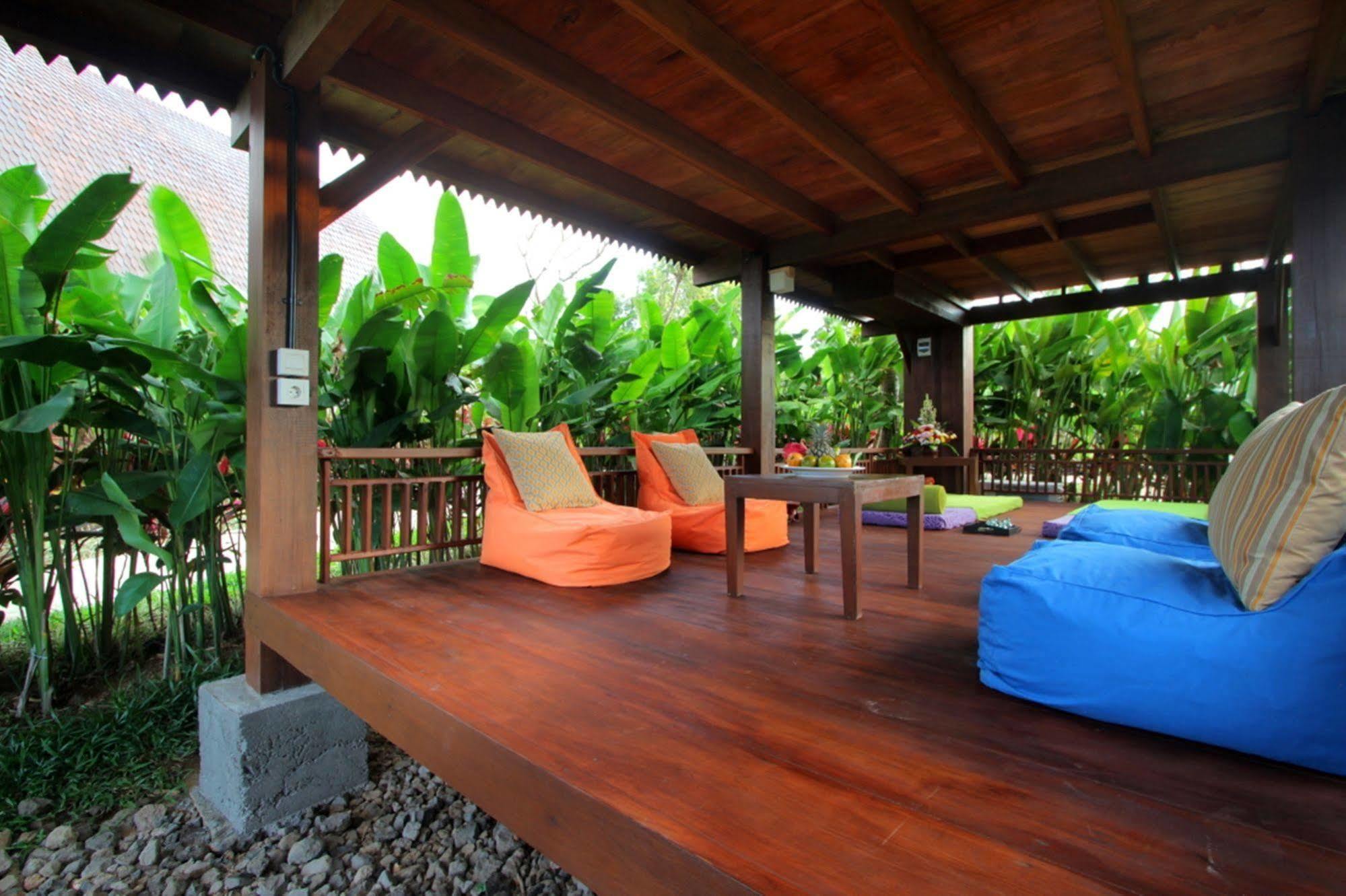 The Kirana Ungasan Villa Jimbaran Екстериор снимка
