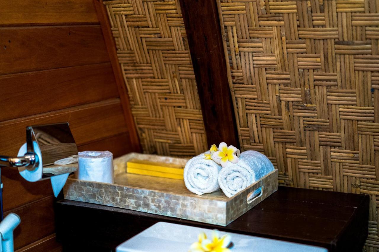 The Kirana Ungasan Villa Jimbaran Екстериор снимка