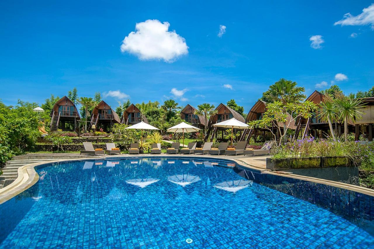The Kirana Ungasan Villa Jimbaran Екстериор снимка